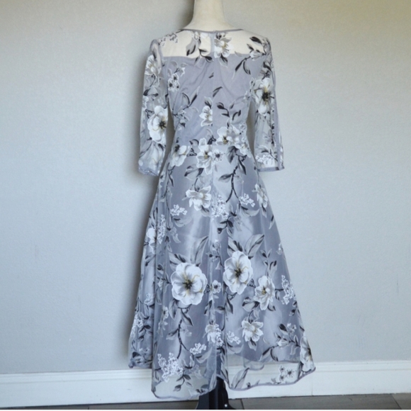 Gray / Black / White Floral Dress Size M - Picture 4 of 7